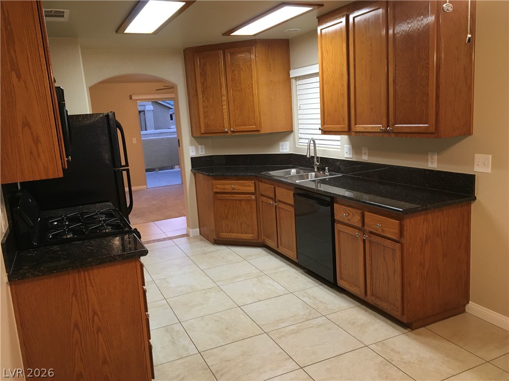 1533 Linnbaker Lane 204 Las Vegas NV 89110