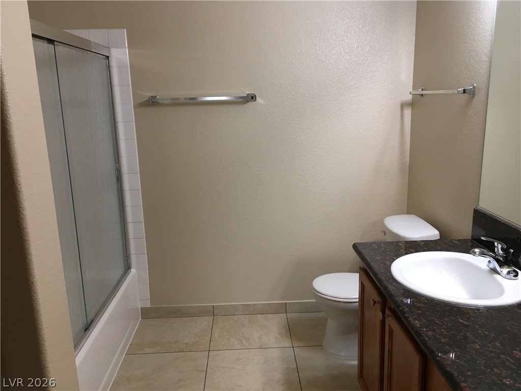 1533 Linnbaker Lane 204 Las Vegas NV 89110