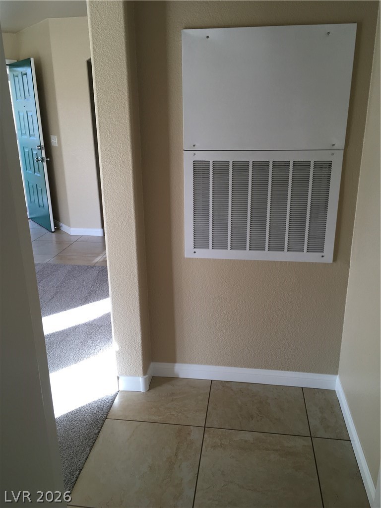 1533 Linnbaker Lane 204 Las Vegas NV 89110