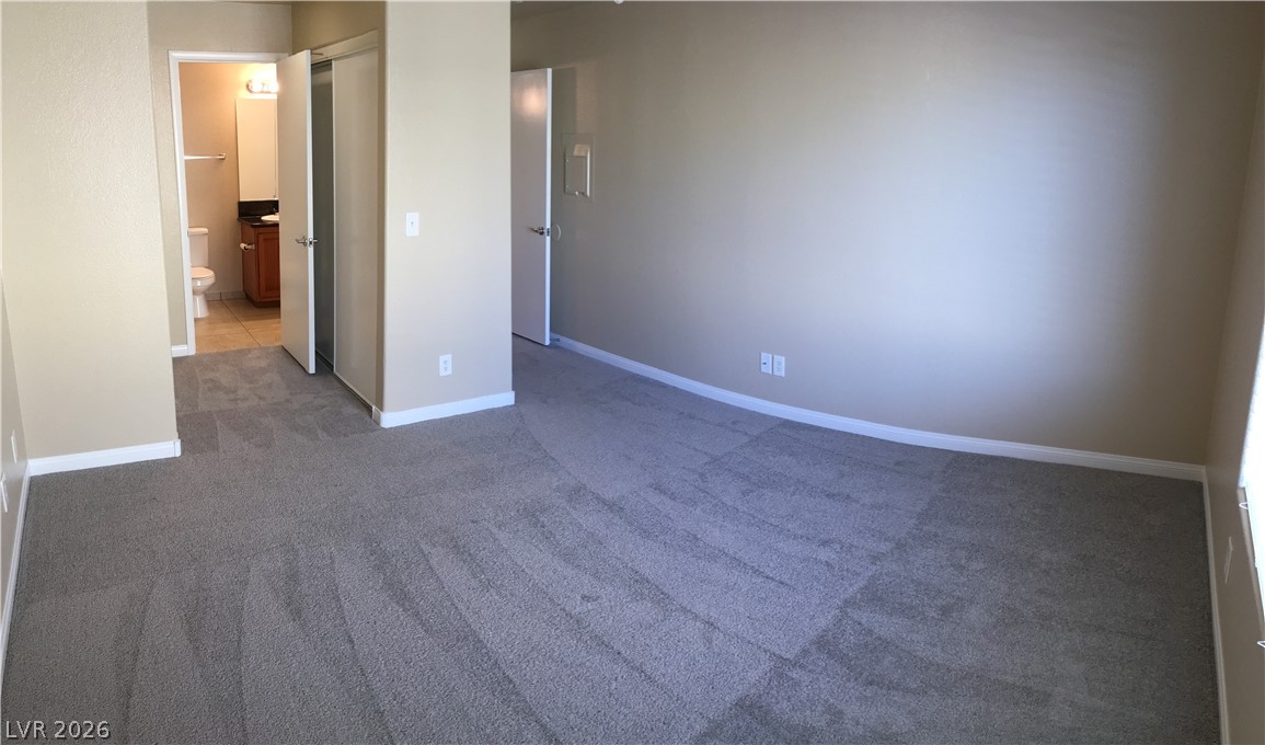 1533 Linnbaker Lane 204 Las Vegas NV 89110