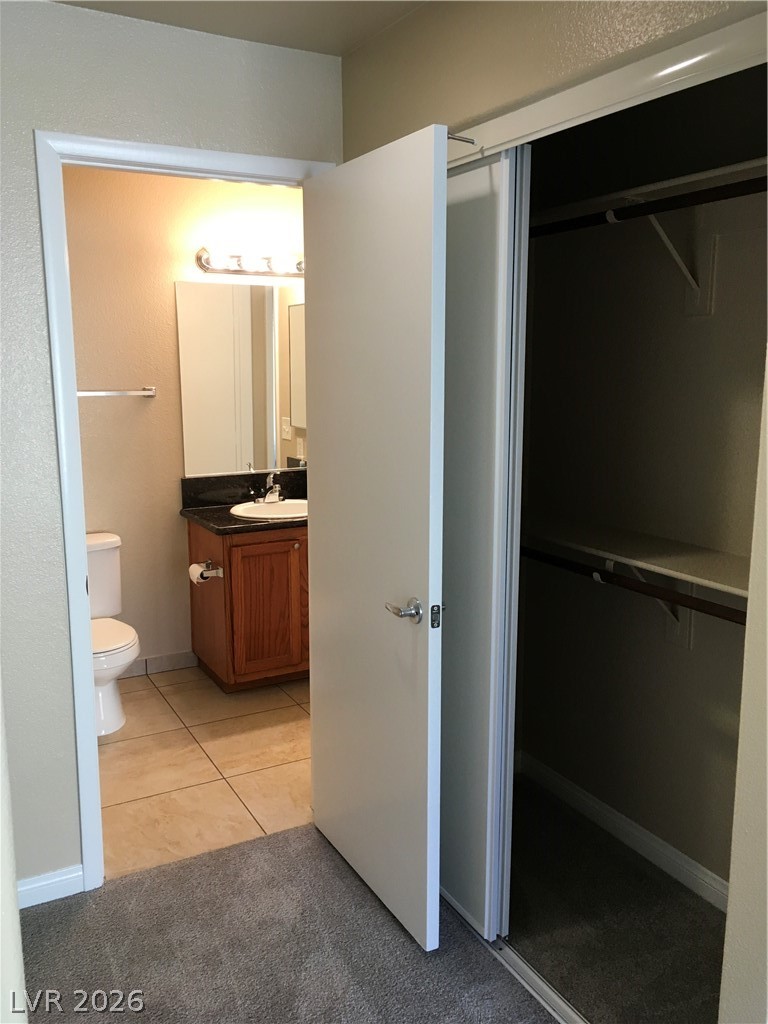 1533 Linnbaker Lane 204 Las Vegas NV 89110