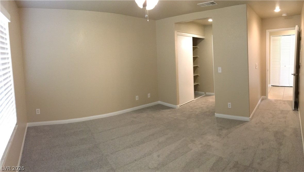 1533 Linnbaker Lane 204 Las Vegas NV 89110