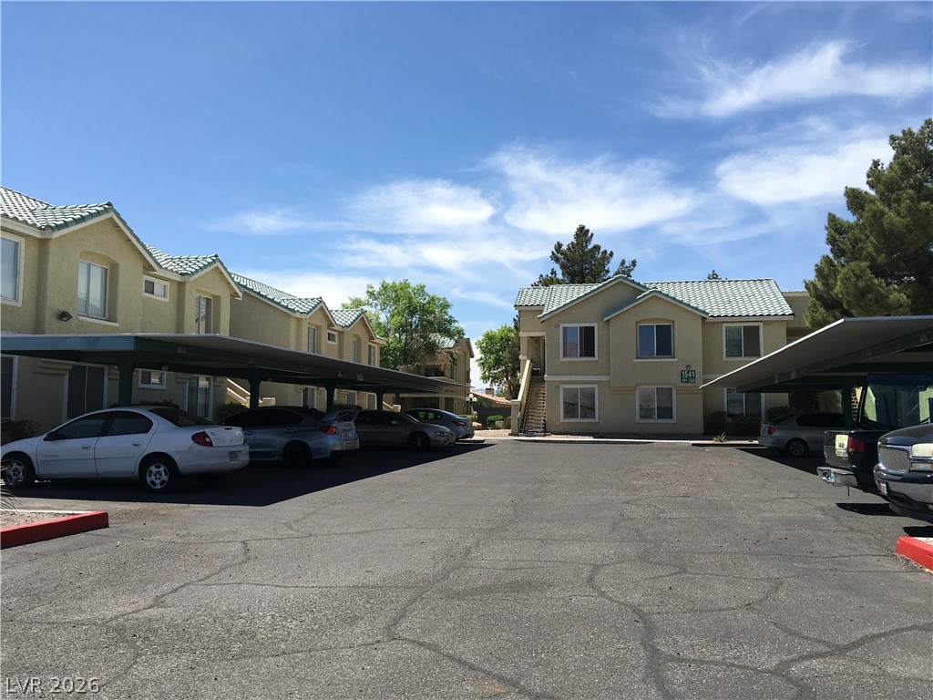 1533 Linnbaker Lane 204 Las Vegas NV 89110