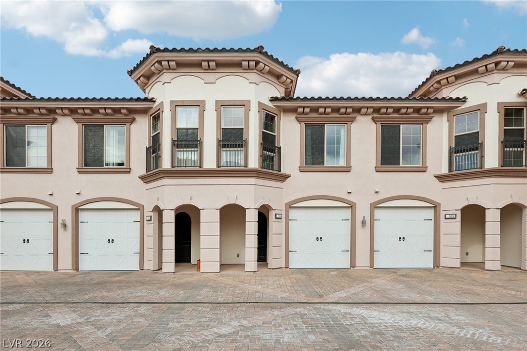 10 Via Vasari 104 Henderson NV 89011