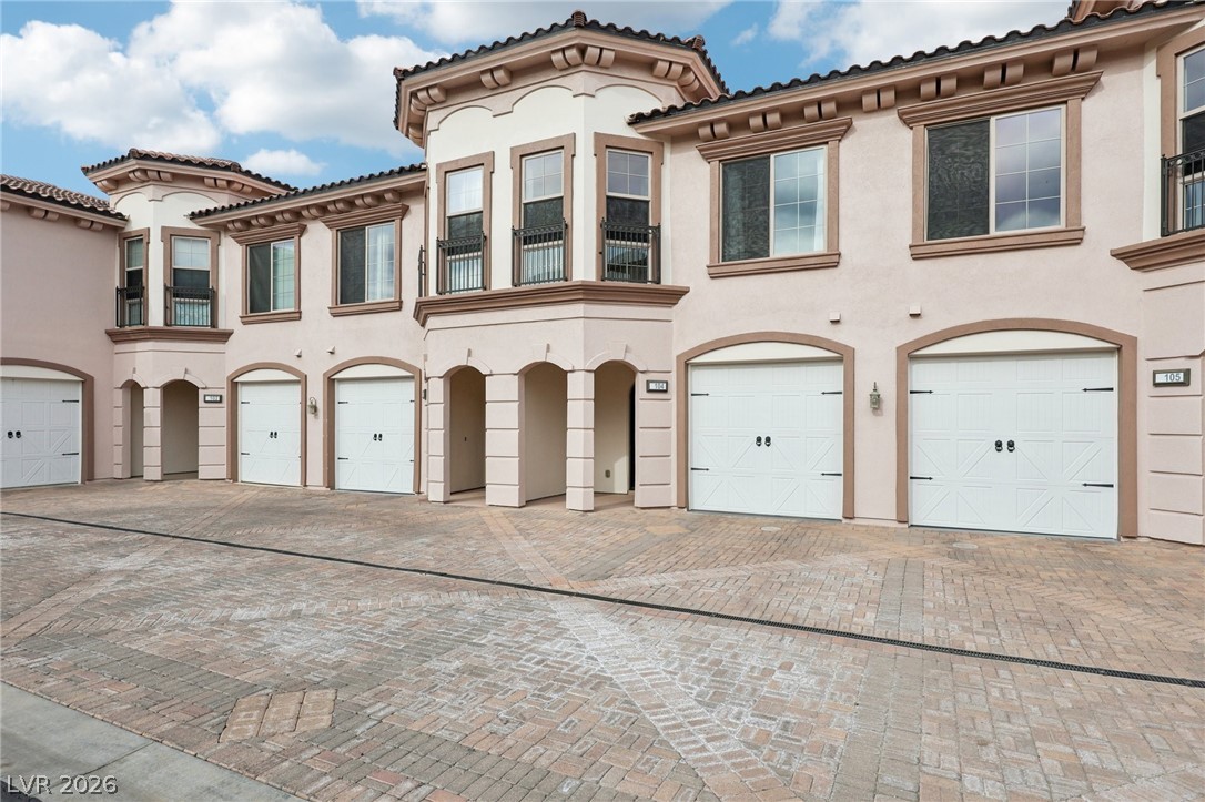 10 Via Vasari 104 Henderson NV 89011
