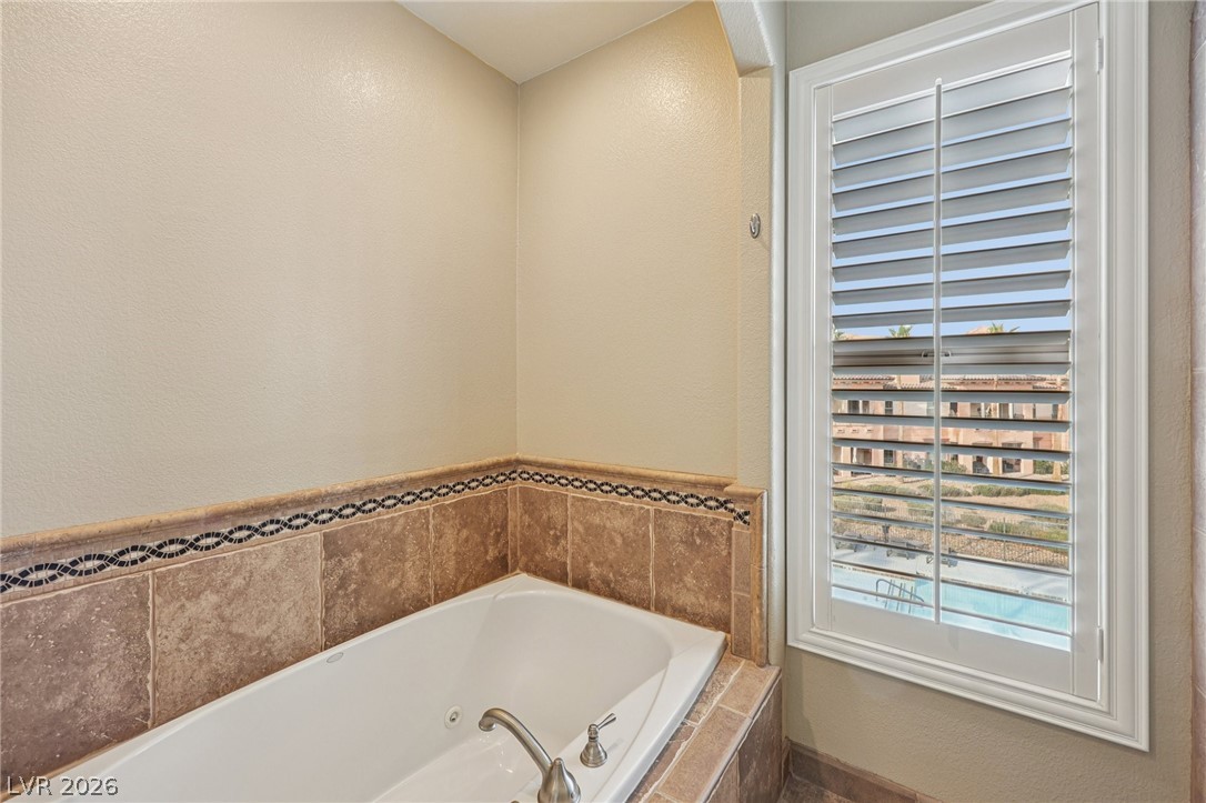 10 Via Vasari 104 Henderson NV 89011