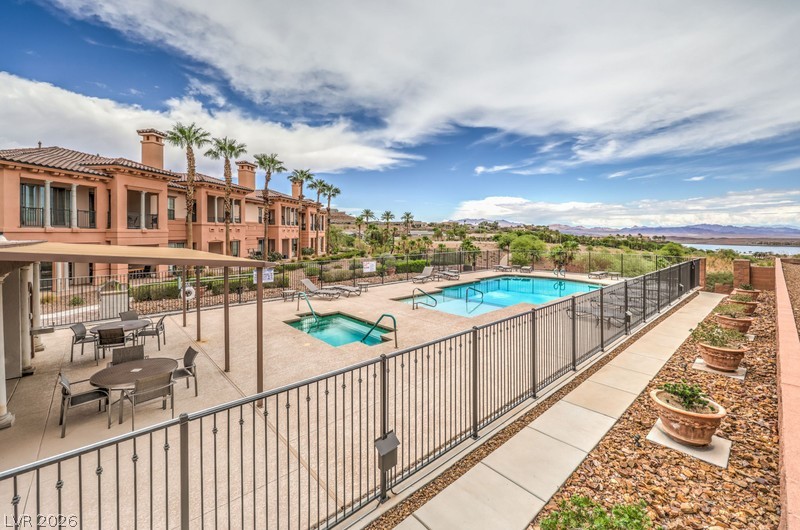 10 Via Vasari 104 Henderson NV 89011