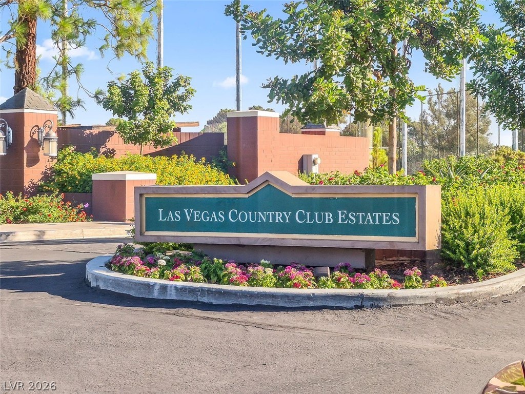 634 Oakmont Avenue 1907 Las Vegas NV 89109