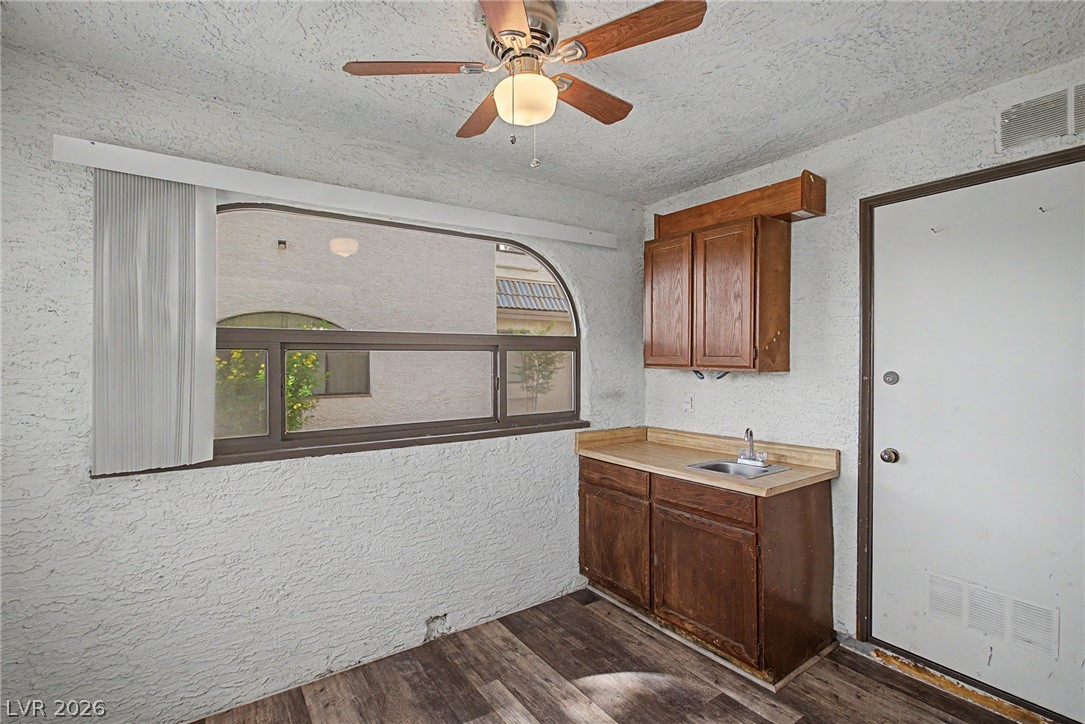 1412 Santa Margarita Street A Las Vegas NV 89146