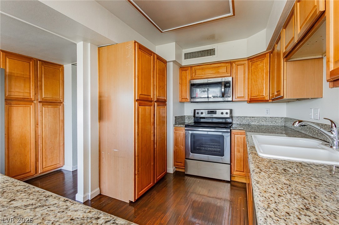 3111 Bel Air Drive 10c Las Vegas NV 89109