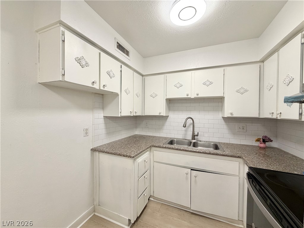 575 South Royal Crest Circle 7 Las Vegas NV 89169