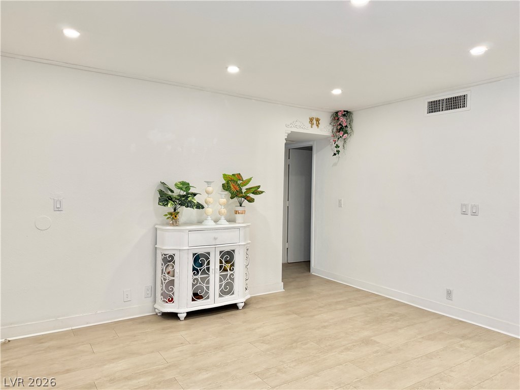 575 South Royal Crest Circle 7 Las Vegas NV 89169