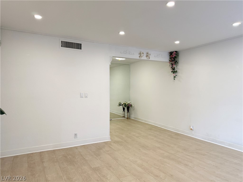 575 South Royal Crest Circle 7 Las Vegas NV 89169