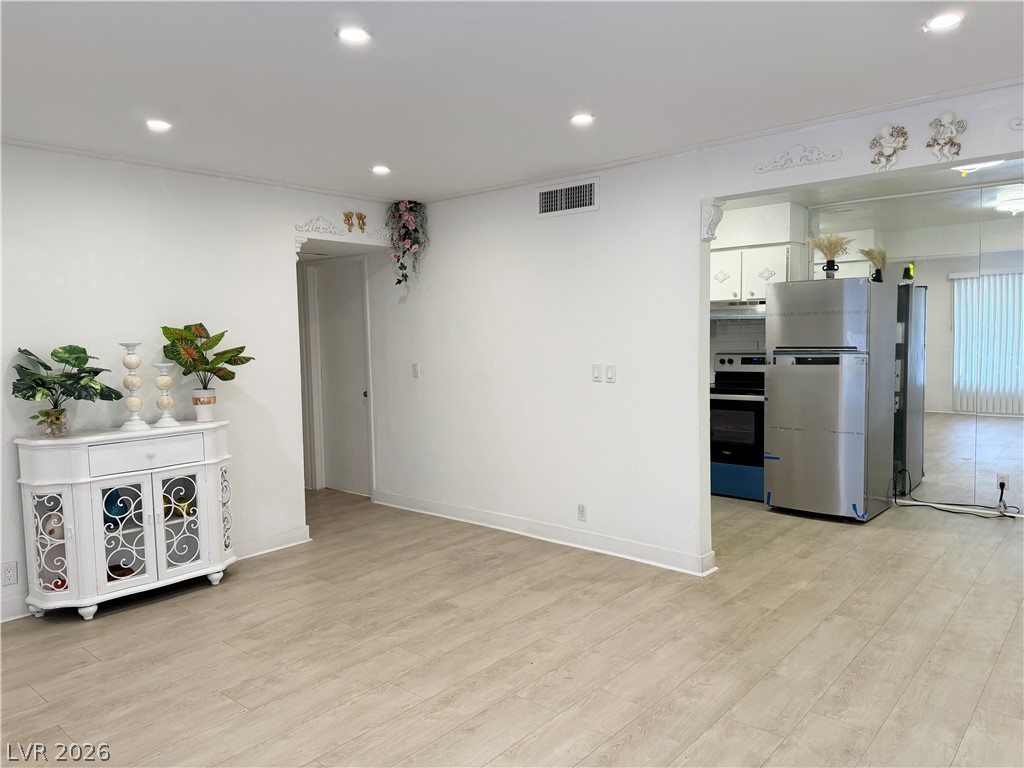 575 South Royal Crest Circle 7 Las Vegas NV 89169