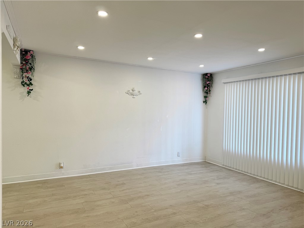 575 South Royal Crest Circle 7 Las Vegas NV 89169
