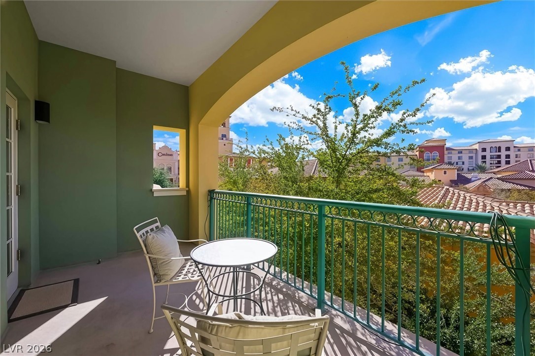 30 Strada Di Villaggio 205 Henderson NV 89011