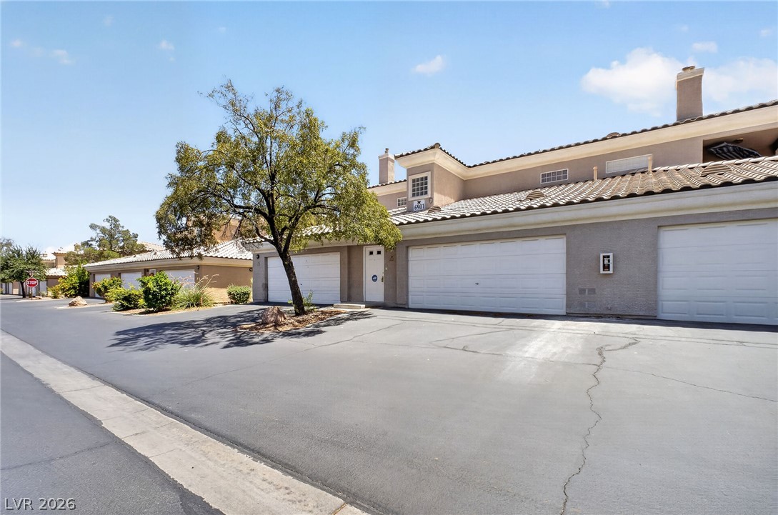 6901 Cobre Azul Avenue 202 Las Vegas NV 89108
