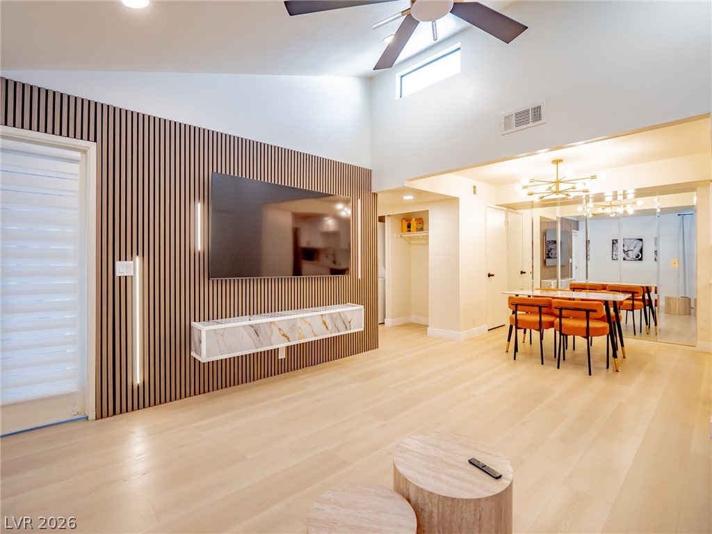 1701 East Katie Avenue 72 Las Vegas NV 89119