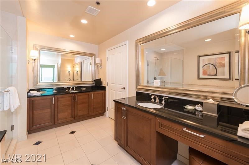 125 East Harmon Avenue 2514 Las Vegas NV 89109