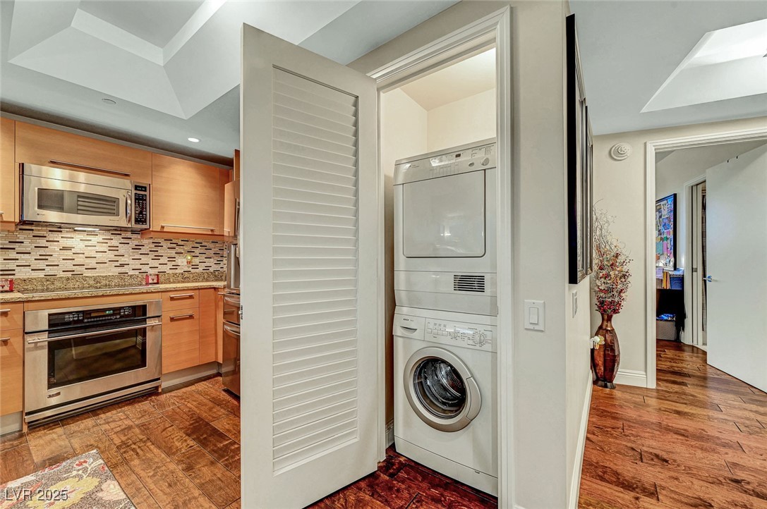 222 Karen Avenue 601 Las Vegas NV 89109