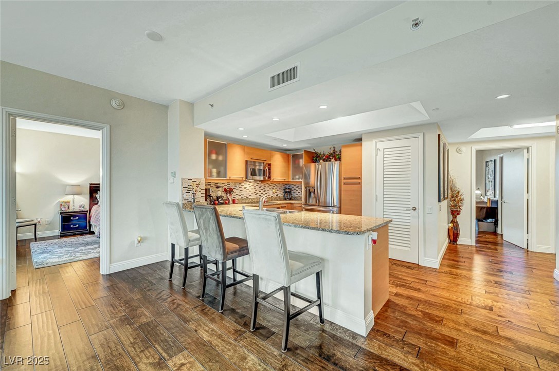 222 Karen Avenue 601 Las Vegas NV 89109