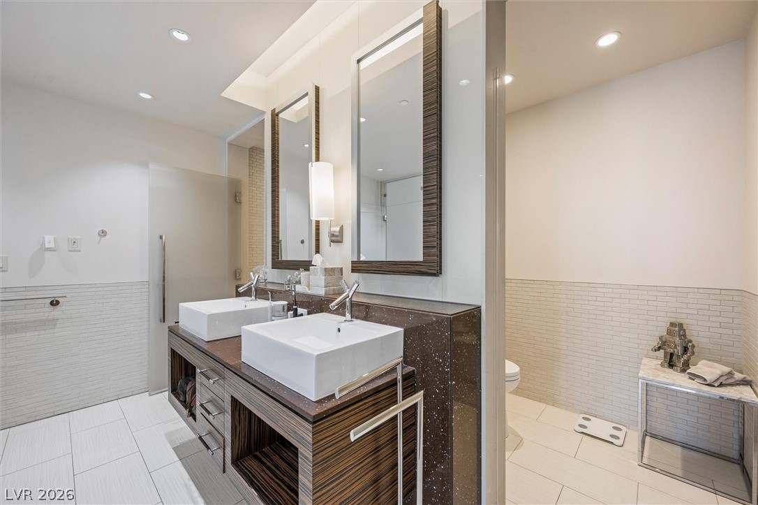 3750 South Las Vegas Boulevard 2404 Las Vegas NV 89158