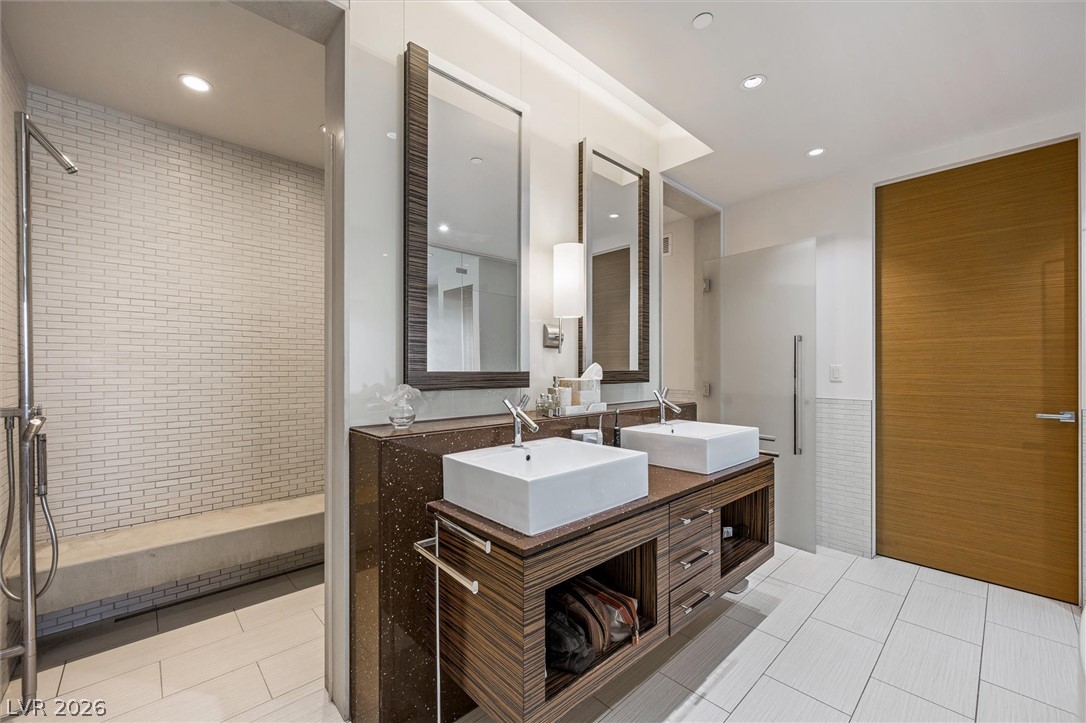 3750 South Las Vegas Boulevard 2404 Las Vegas NV 89158