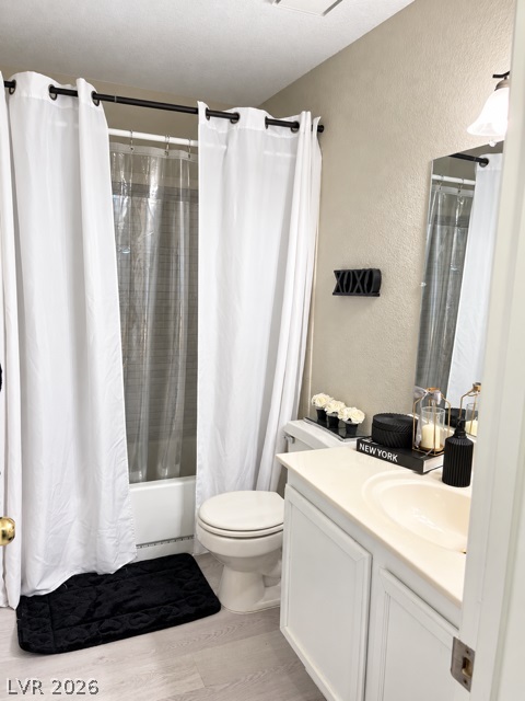7952 Diamond Rock Way 201 Las Vegas NV 89128