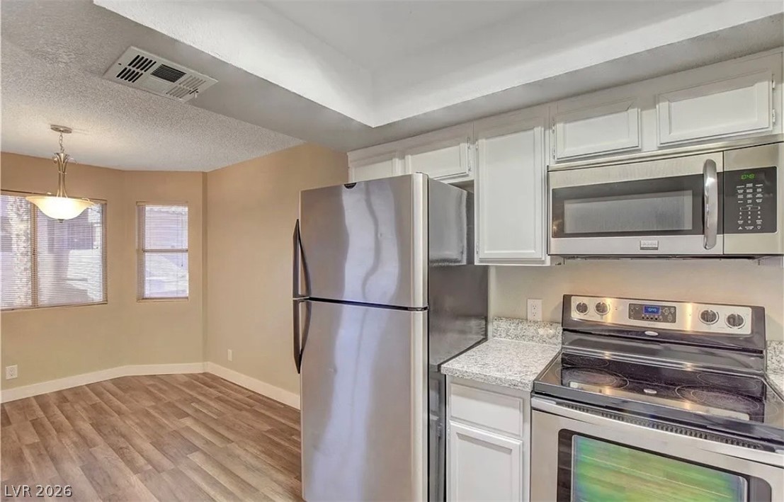 7952 Diamond Rock Way 201 Las Vegas NV 89128
