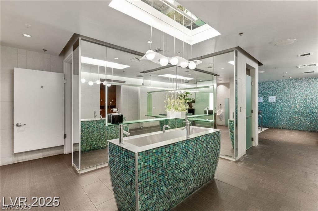 4525 Dean Martin Drive 511 Las Vegas NV 89103