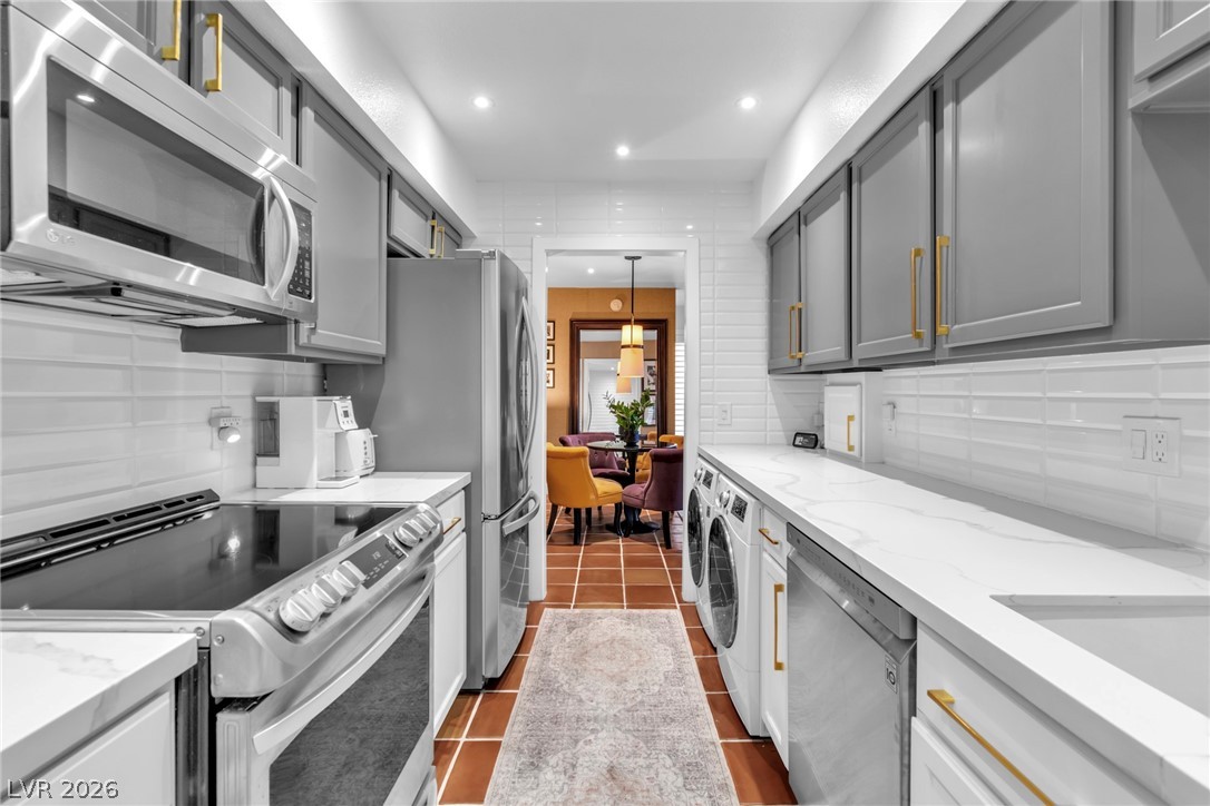 2879 Geary Place 2811 Las Vegas NV 89109
