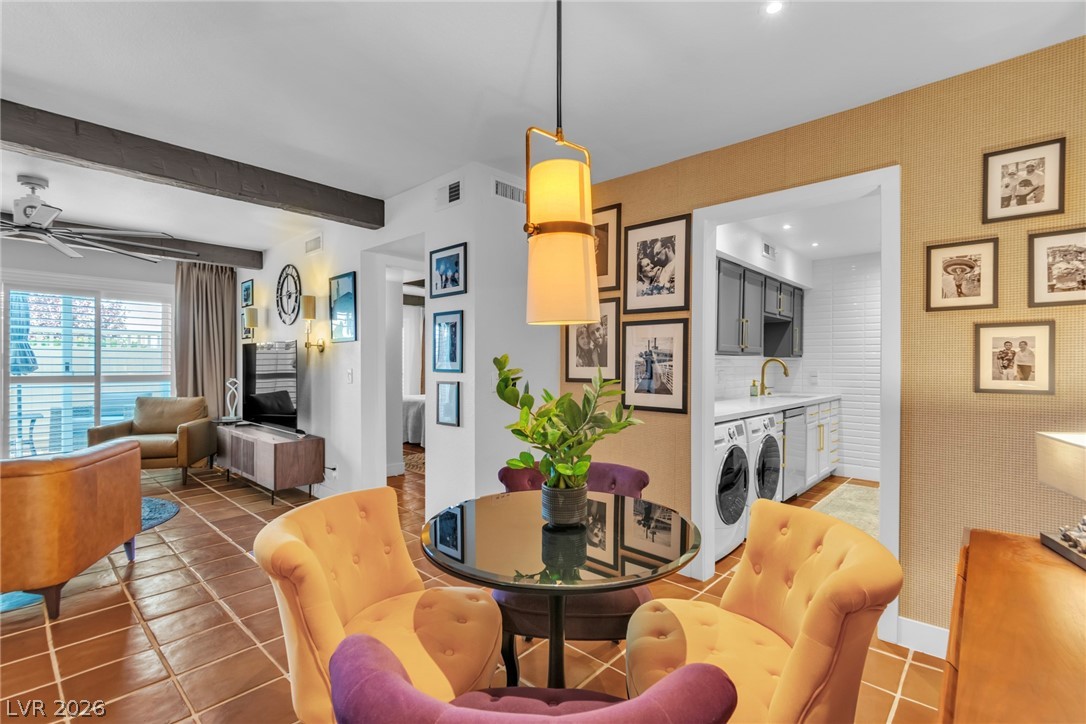 2879 Geary Place 2811 Las Vegas NV 89109