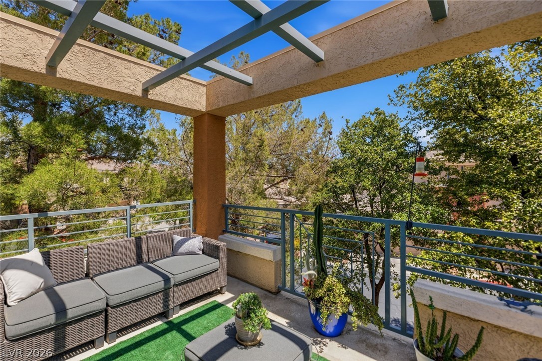 830 Cozette Court 201 Las Vegas NV 89144