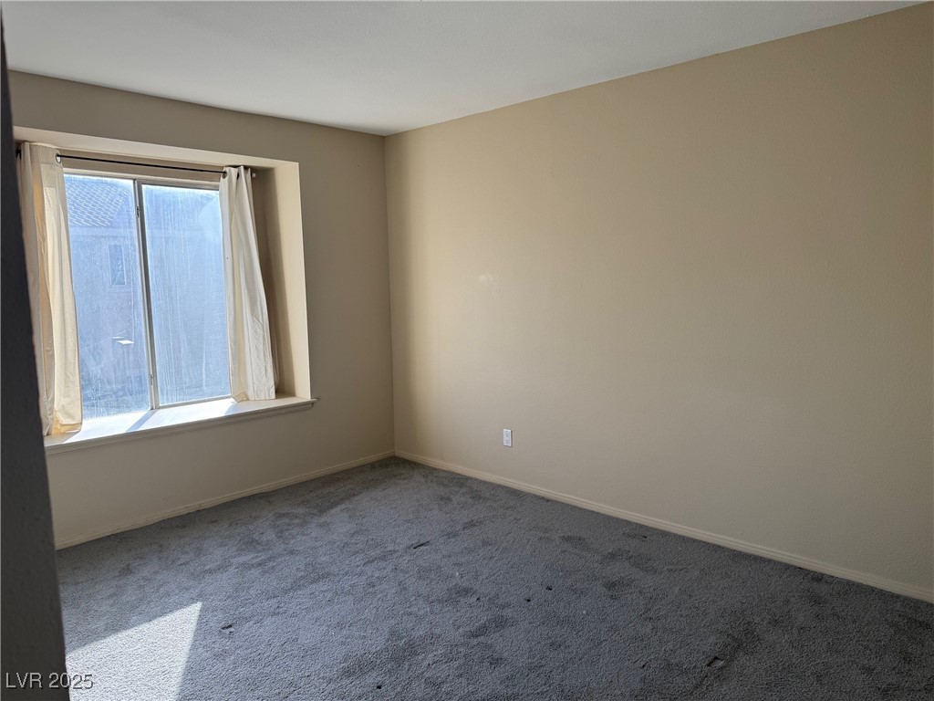 7200 Pirates Cove Road 2004 Las Vegas NV 89145