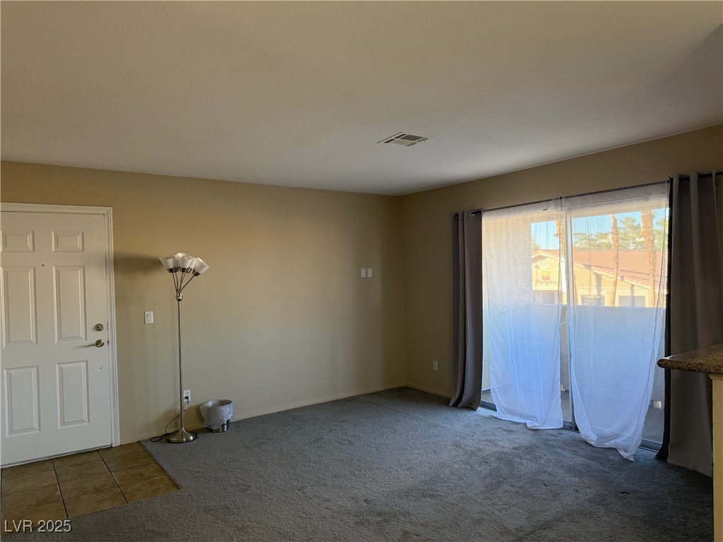 7200 Pirates Cove Road 2004 Las Vegas NV 89145