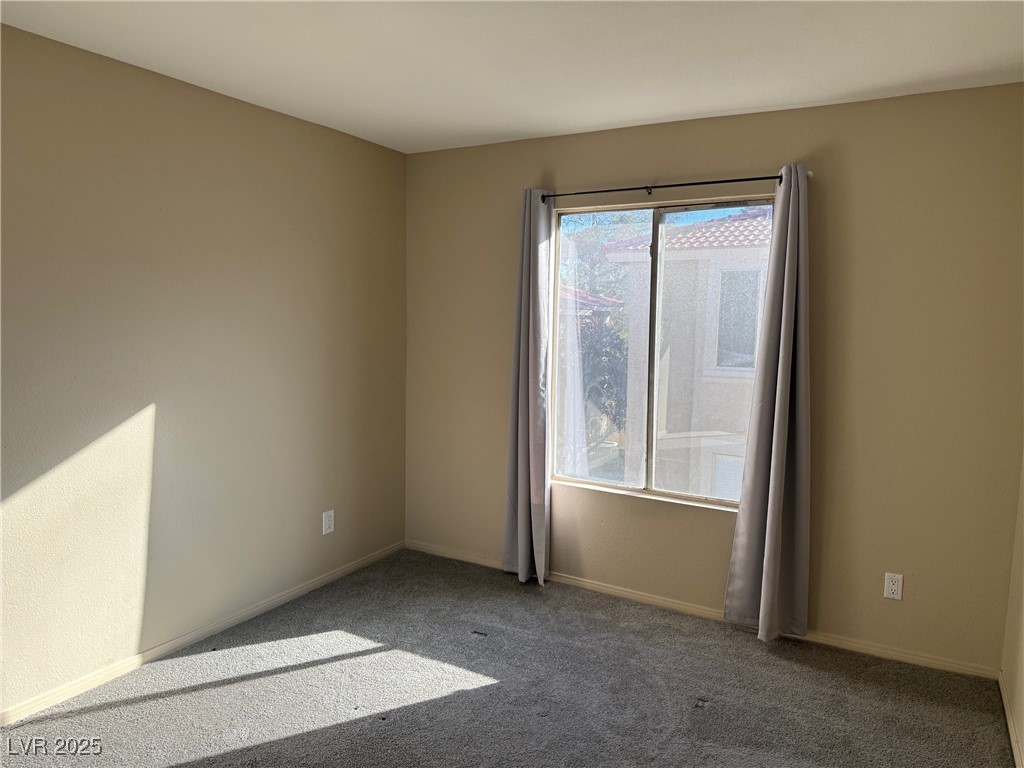 7200 Pirates Cove Road 2004 Las Vegas NV 89145