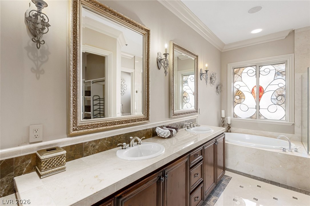 15 Via Mantova 404 Henderson NV 89011