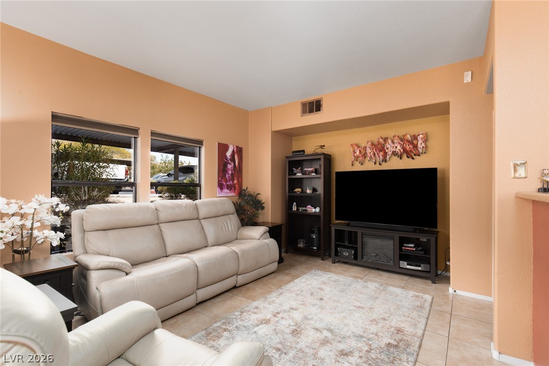 8250 North Grand Canyon Drive 1113 Las Vegas NV 89166