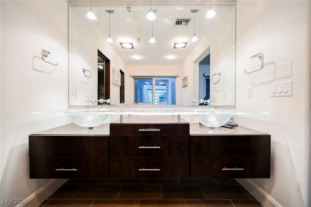 11441 Allerton Park Drive 214 Las Vegas NV 89135