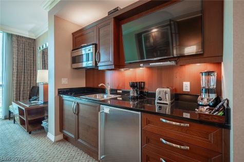 135 East Harmon Avenue 1402/1404 Las Vegas NV 89109