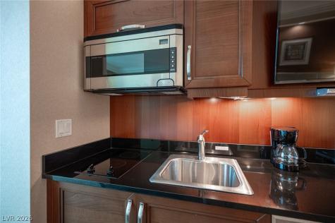 135 East Harmon Avenue 1402/1404 Las Vegas NV 89109