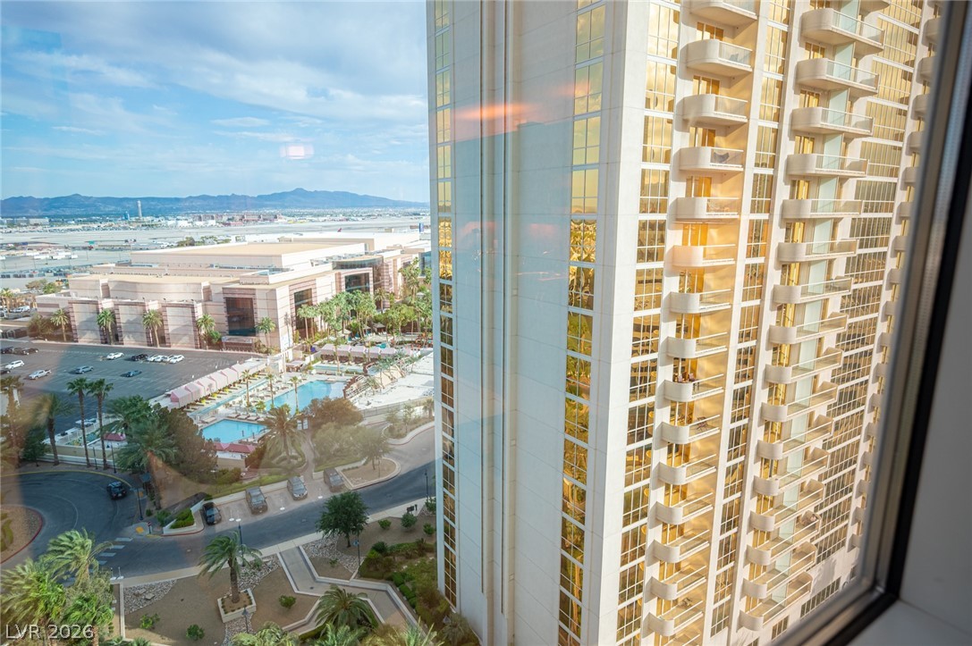135 East Harmon Avenue 1402/1404 Las Vegas NV 89109