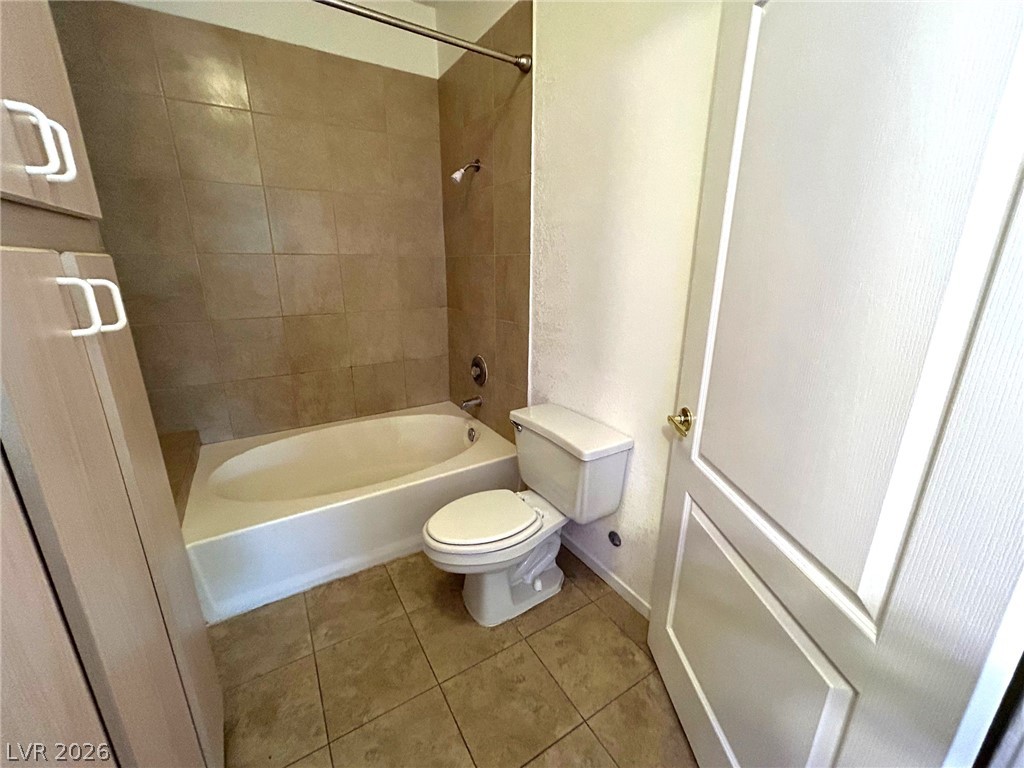 1900 North Torrey Pines Drive 217 Las Vegas NV 89108