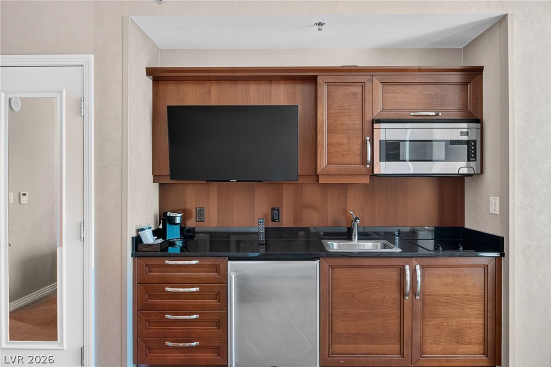 145 East Harmon Avenue 2011 Las Vegas NV 89109