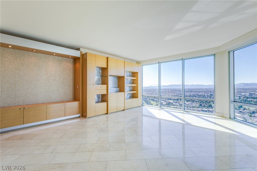 322 Karen Avenue 3601 Las Vegas NV 89109