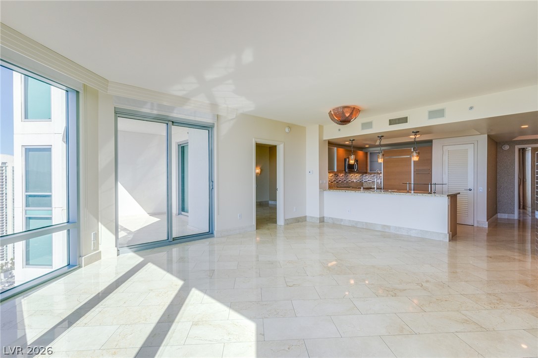 322 Karen Avenue 3601 Las Vegas NV 89109