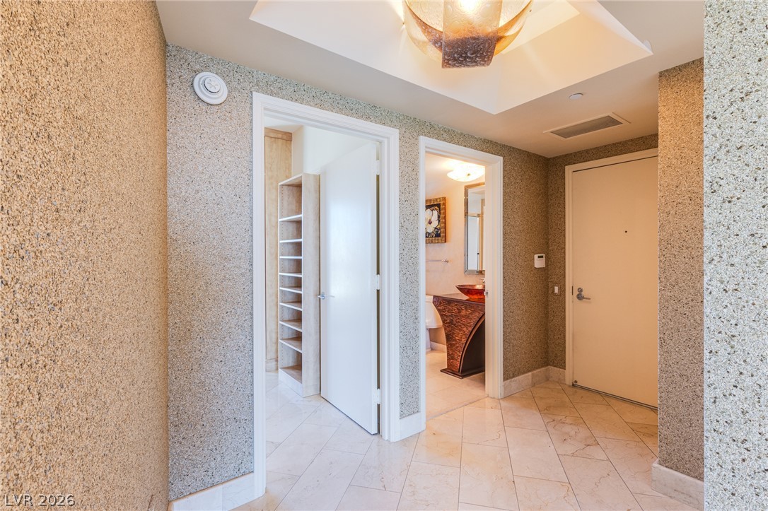 322 Karen Avenue 3601 Las Vegas NV 89109