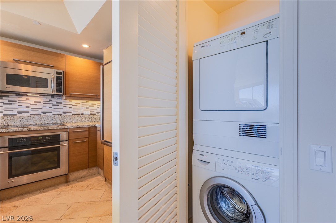 322 Karen Avenue 3601 Las Vegas NV 89109