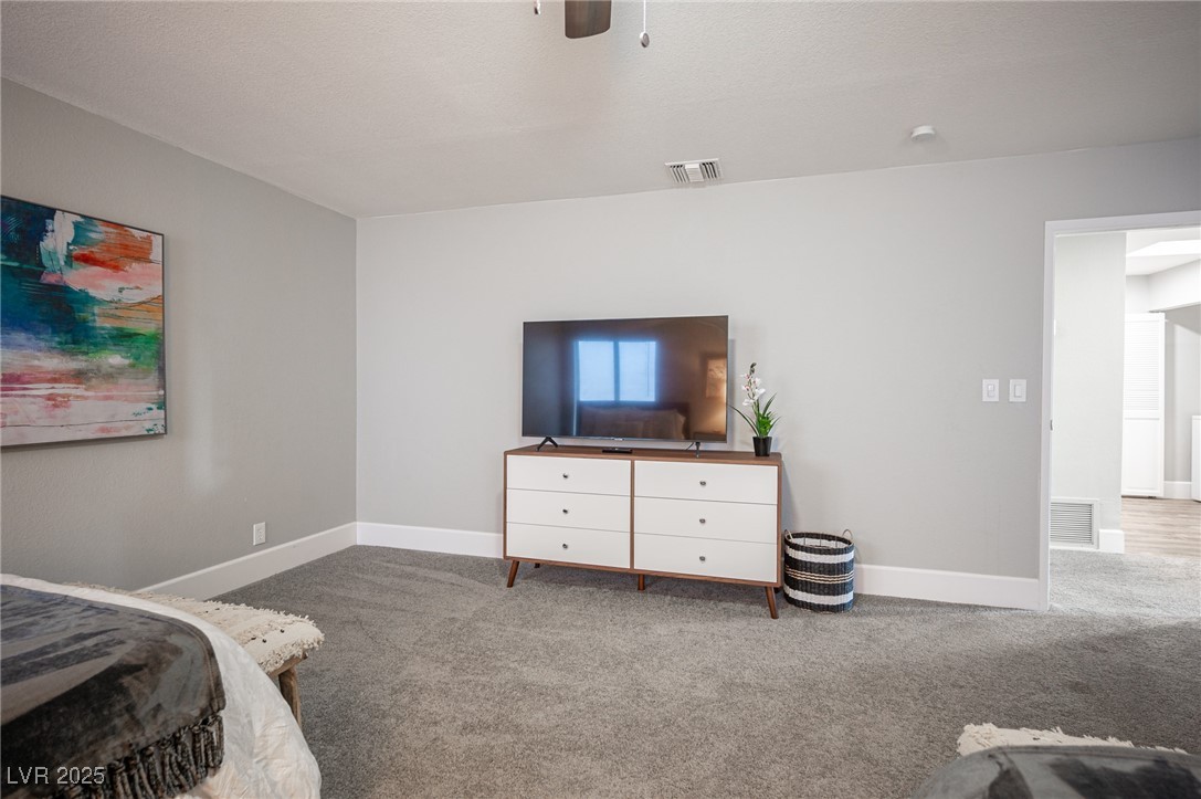 915 Vegas Valley Drive 4 Las Vegas NV 89109