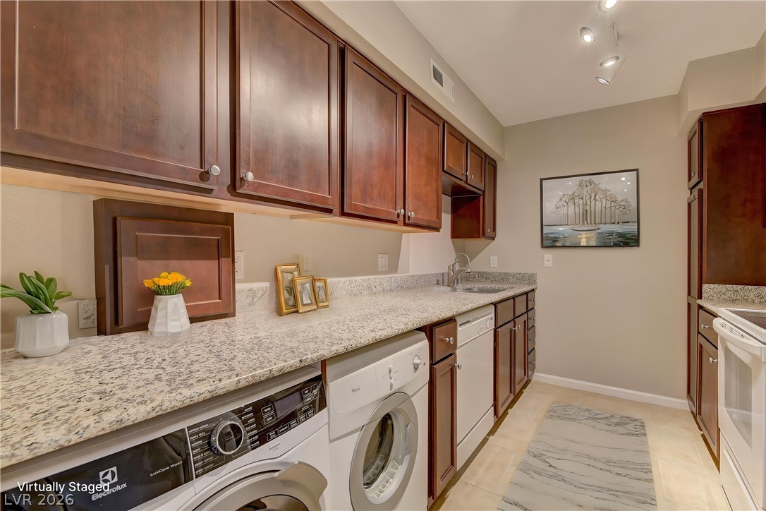 2867 Geary Place 3010 Las Vegas NV 89109